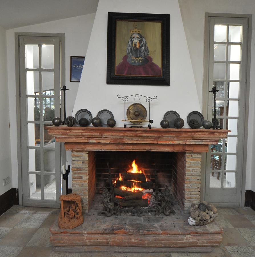 La Canonica Dei Fiori - Anna Fendi Country House 호텔 론시글리오네 외부 사진